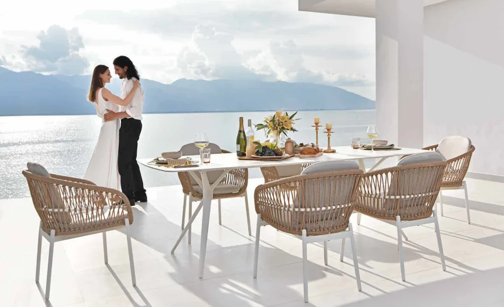 Outdoor dining chair and table set for restaurant patio