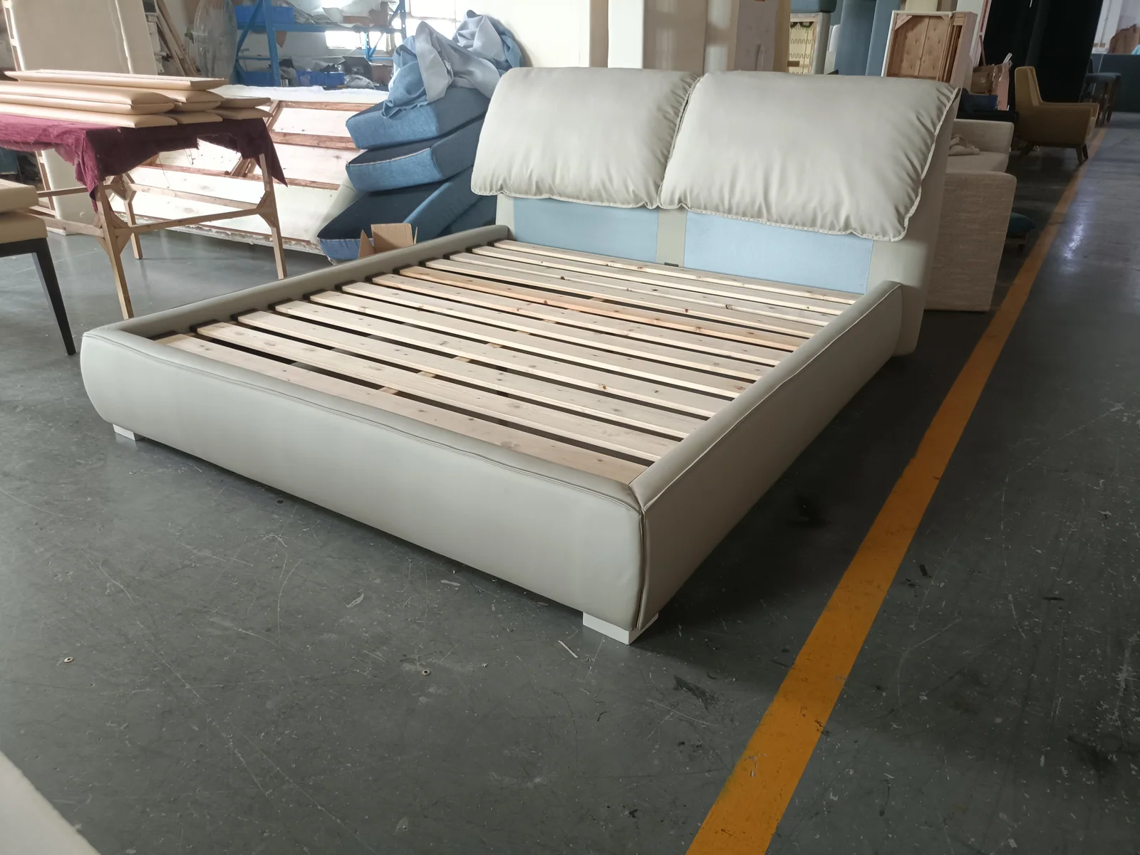 White Upholstered Platform Bed for Hotel Guestrooms for hotel guestroom, apartment project, villa project furniture projects