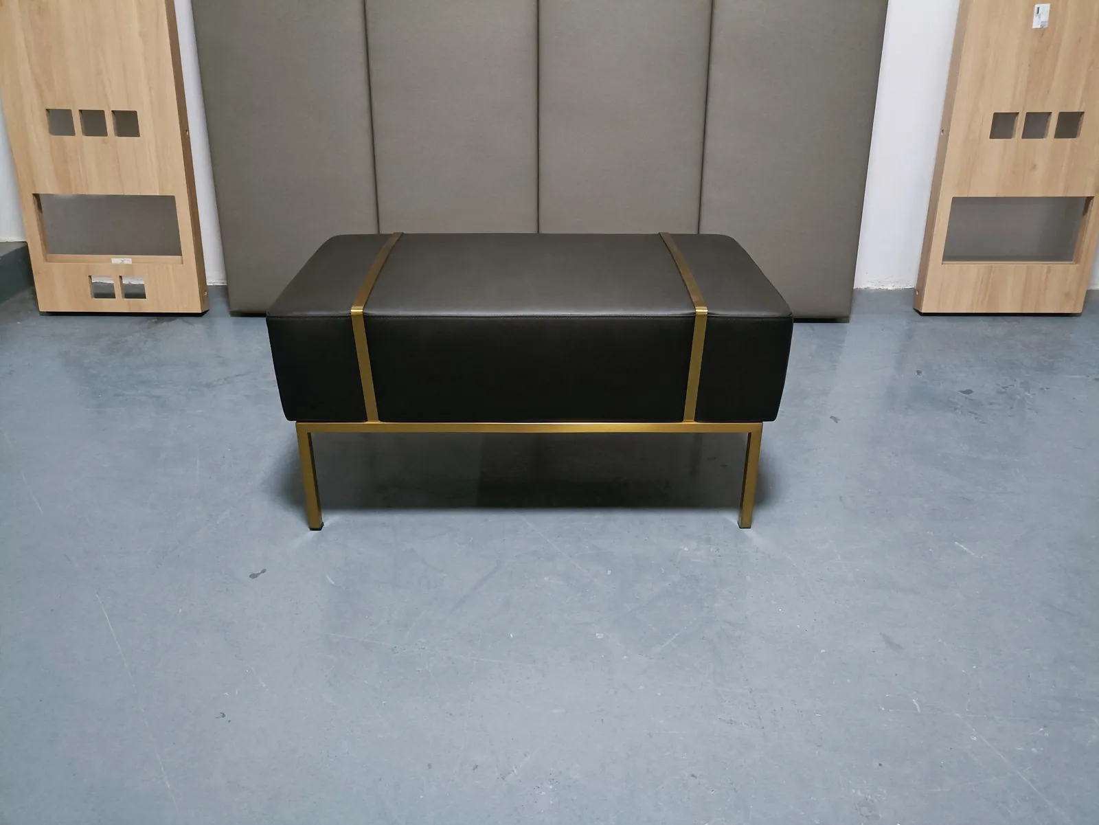 Black Leather-Like Upholstered Bench for Hotel Guestrooms for hotel guestroom, apartment project, commercial space furniture projects
