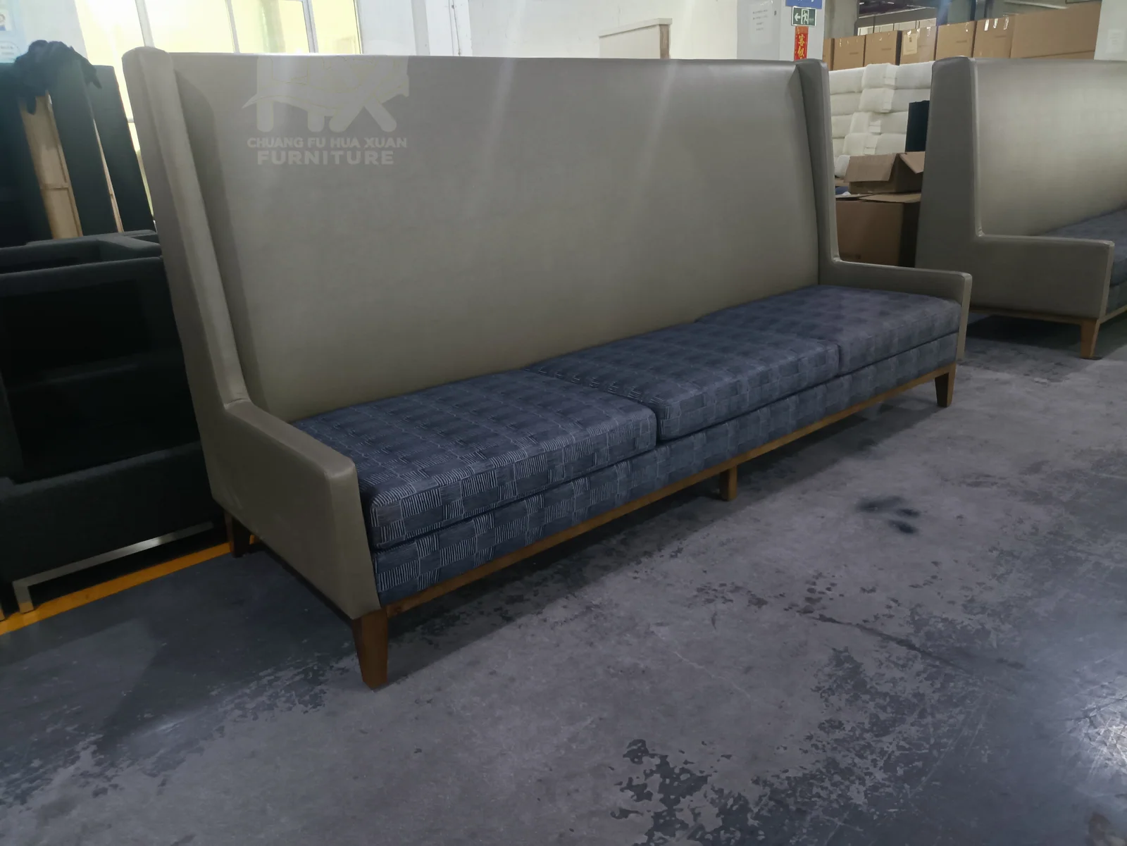Grey Upholstered Bedroom Bench for Hotel Guestrooms for hotel guestroom, apartment project, villa project furniture projects
