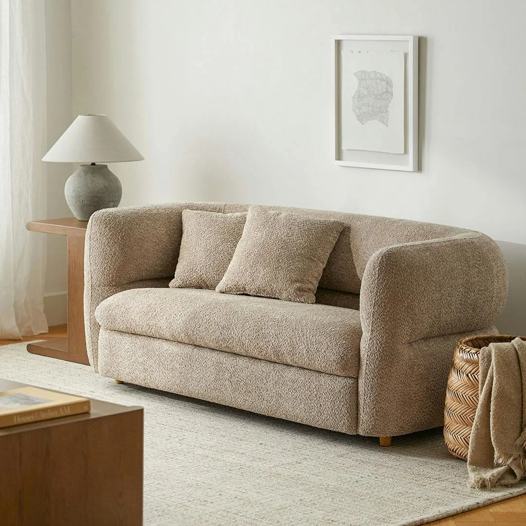 Apartment Sofa and Coffee Table Layout Apartment sofa layout with coffee table