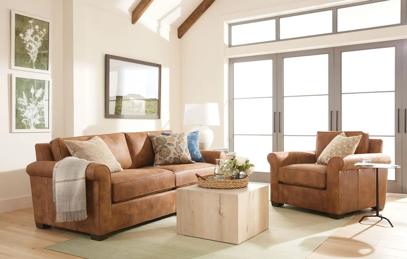 Sofa Set with Coffee and Side Tables Sofa set with coffee table and side table layout