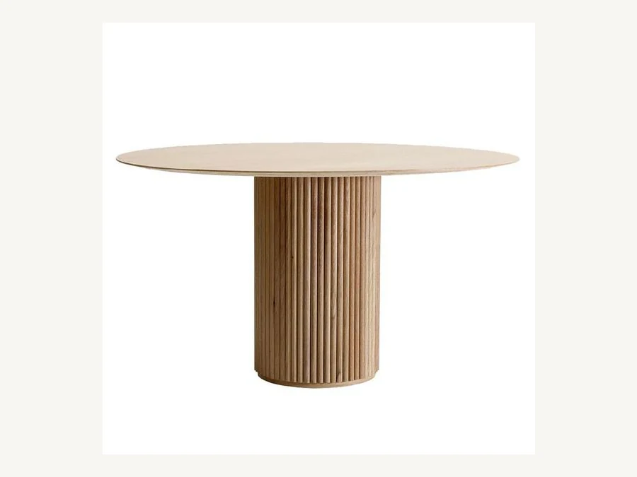 Fluted pedestal dining table with round light wood-look top