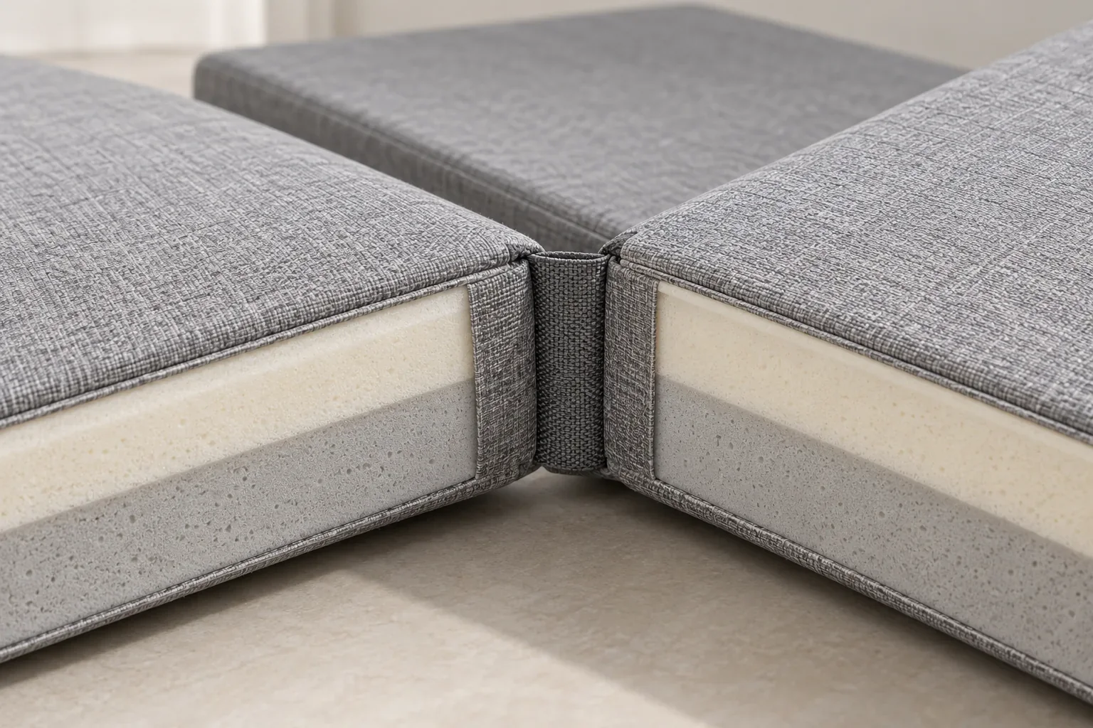Folding cushion joint and foam construction concept